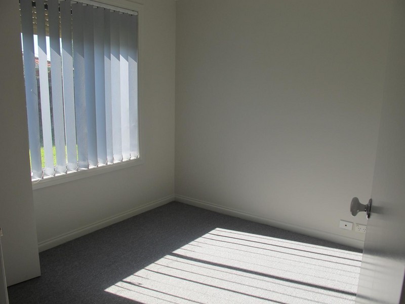 18 Billungah Place, Burnside VIC 3023