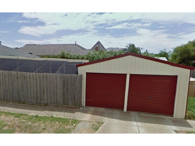 2 Upton Drive, Hillside VIC 3037