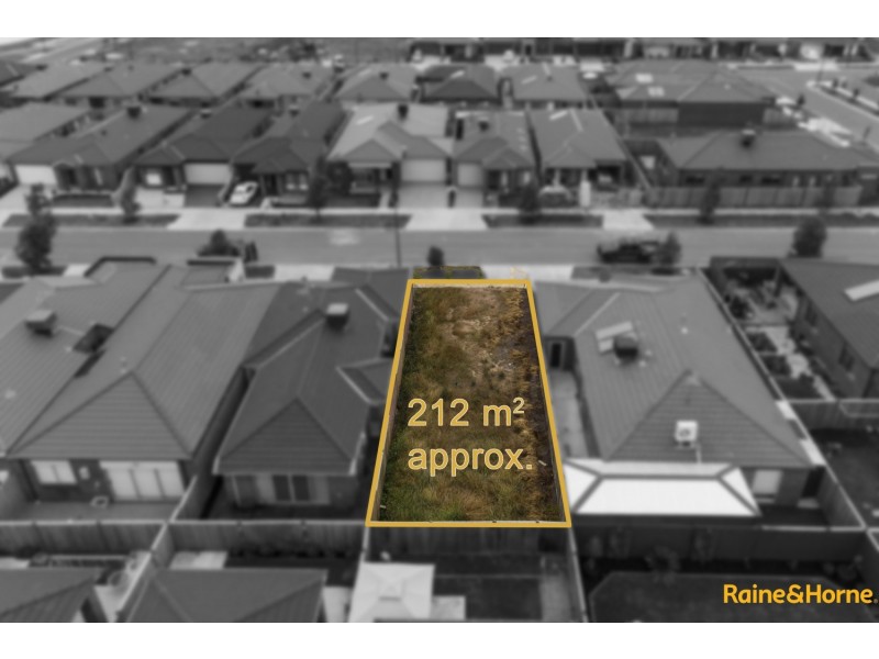 5 DELSON WAY, Mickleham VIC 3064