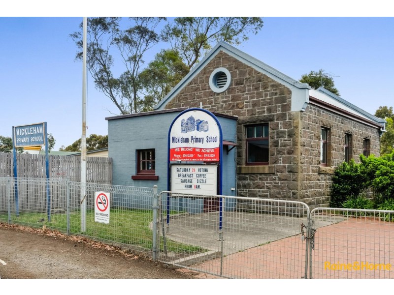 5 DELSON WAY, Mickleham VIC 3064