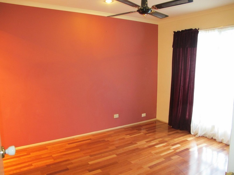 2 Upton Drive, Hillside VIC 3037