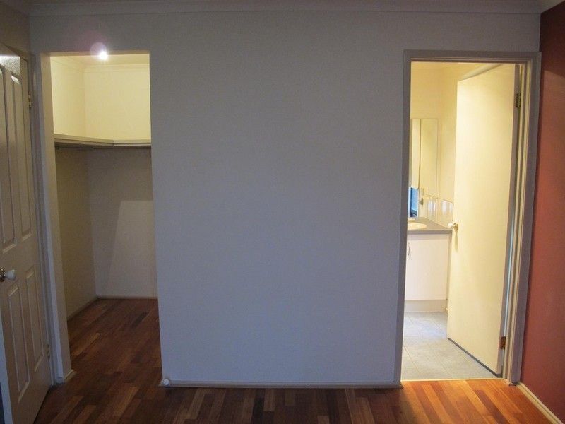 2 Upton Drive, Hillside VIC 3037