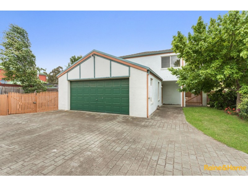 5 WAREHAM COURT, Hillside VIC 3037