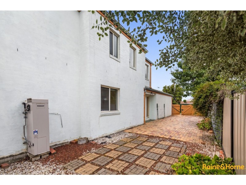 5 WAREHAM COURT, Hillside VIC 3037