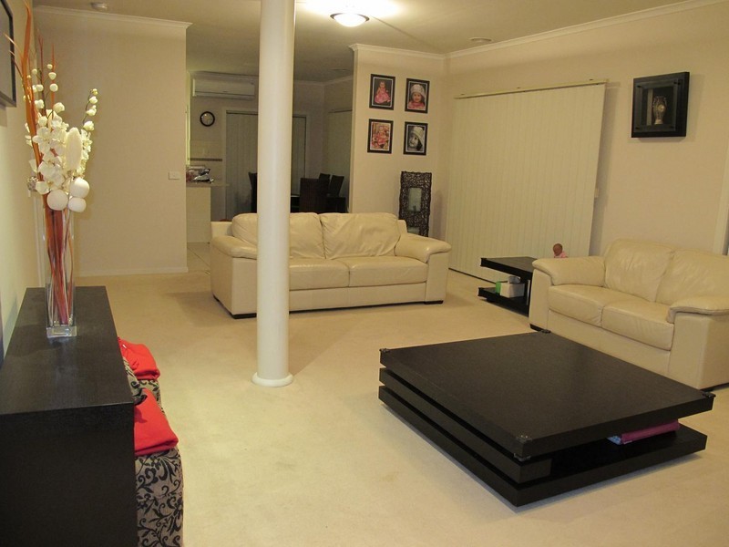5/1A Thorogood Court, Taylors Lakes VIC 3038