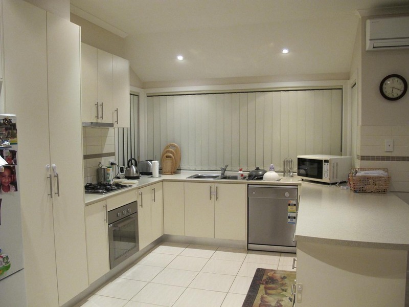 5/1A Thorogood Court, Taylors Lakes VIC 3038
