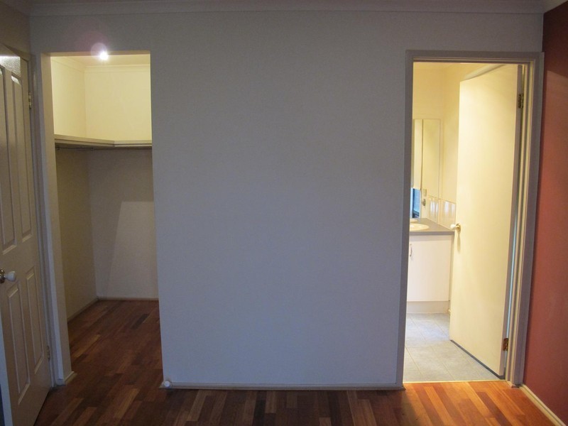 2 Upton Drive, Hillside VIC 3037