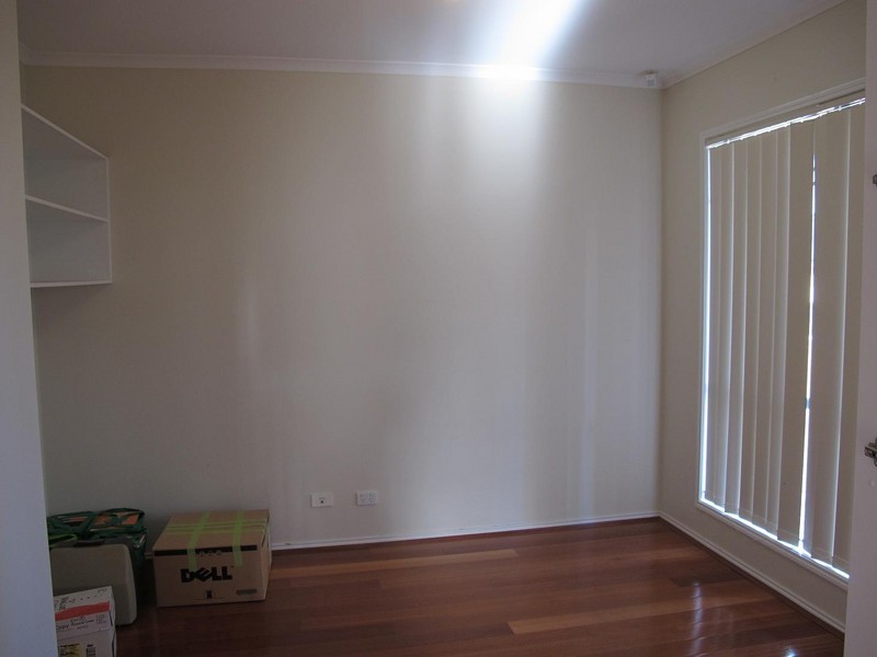 60 Naracoorte Drive, Caroline Springs VIC 3023