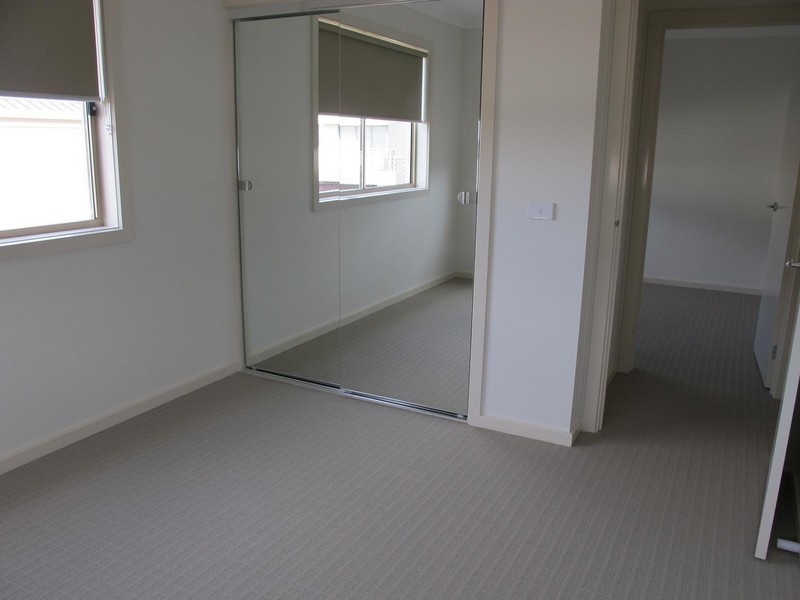 24 Boathouse Drive, Caroline Springs VIC 3023