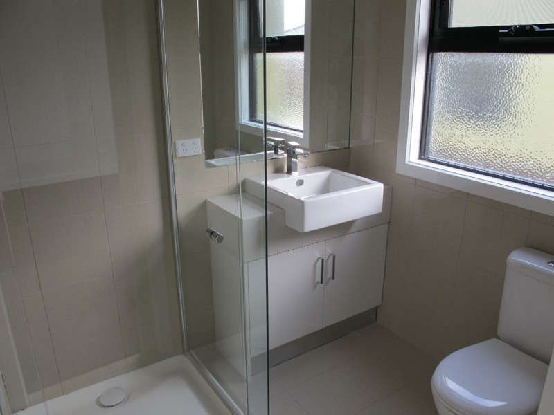 1/5 Chelsworth Place, Caroline Springs VIC 3023