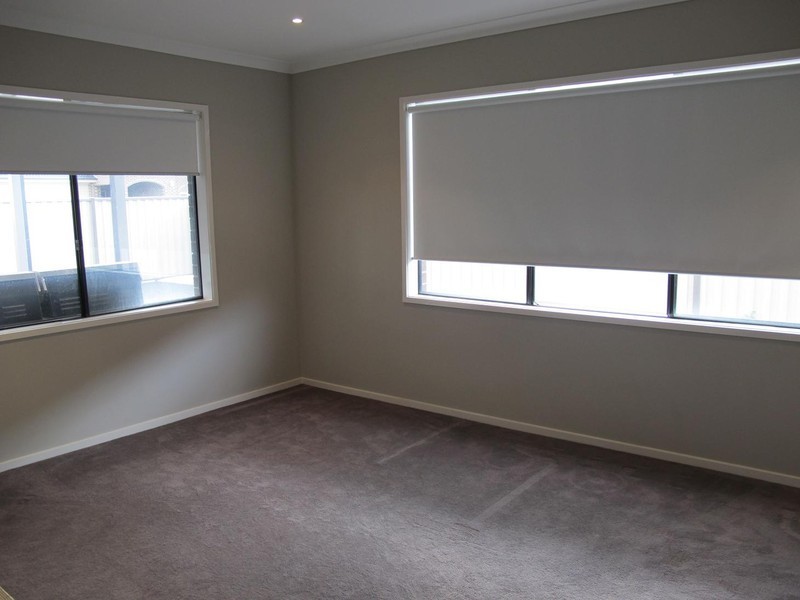 38 Inglewood Drive, Burnside Heights VIC 3023