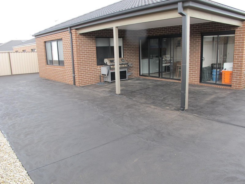 38 Inglewood Drive, Burnside Heights VIC 3023