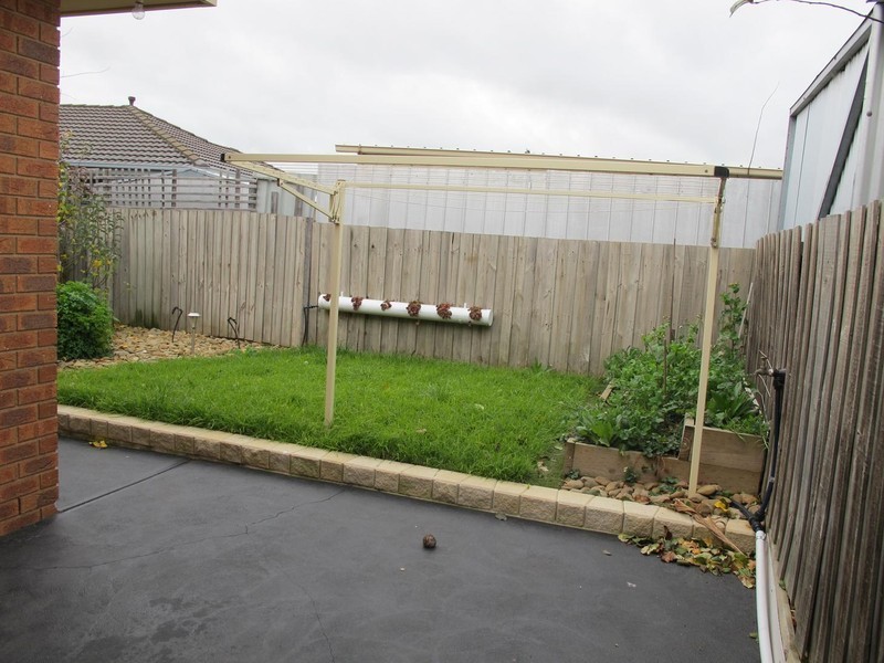 48a Saratoga Crescent, Keilor Downs VIC 3038