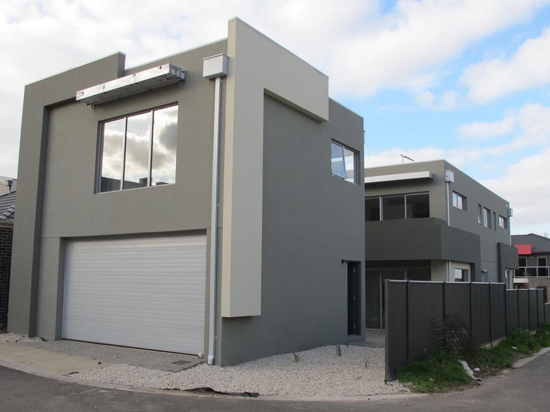 47 The Esplanade, Caroline Springs VIC 3023