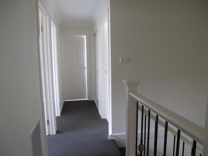 12 Zammit Lane, Hillside VIC 3037