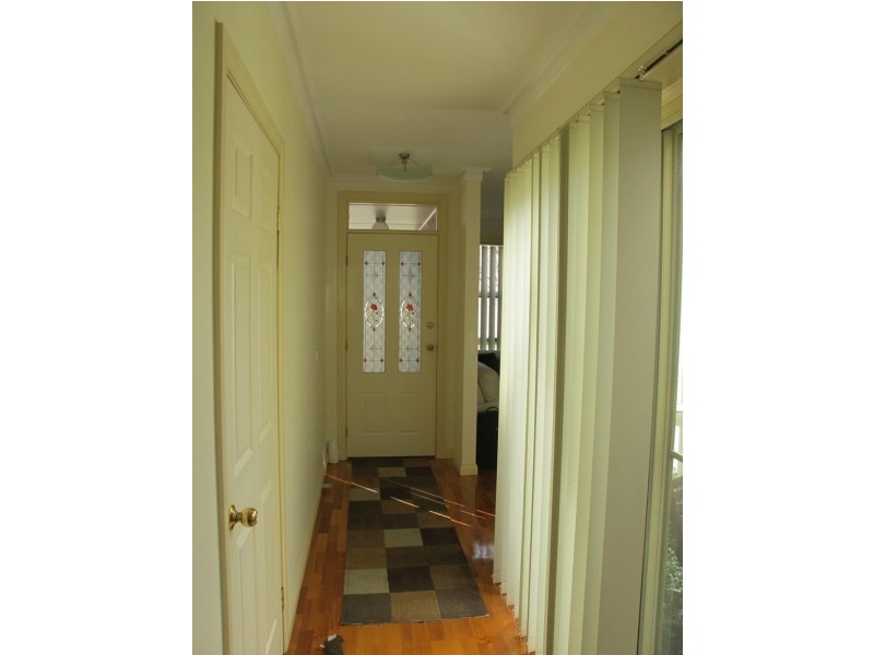 96 Tasman Crescent, Taylors Lakes VIC 3038