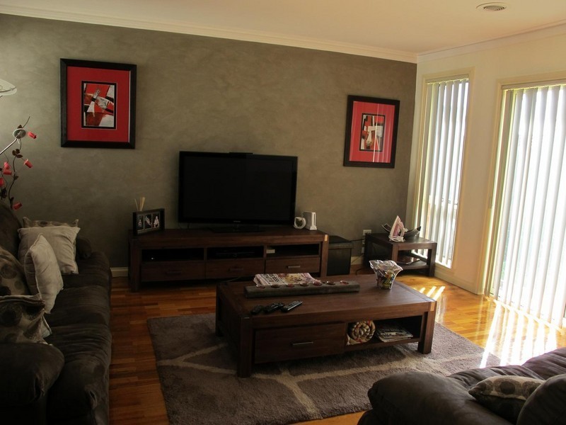 96 Tasman Crescent, Taylors Lakes VIC 3038