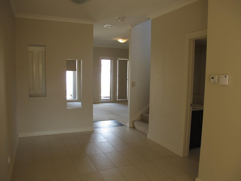 13 Irwin Gardens, Caroline Springs VIC 3023