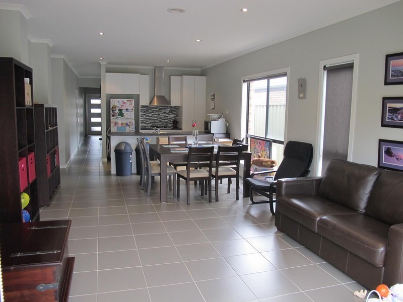 66 Botanical Drive, Caroline Springs VIC 3023