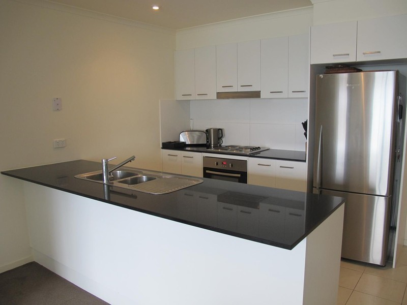 17/21-29 Tricky Avenue, Sydenham VIC 3037