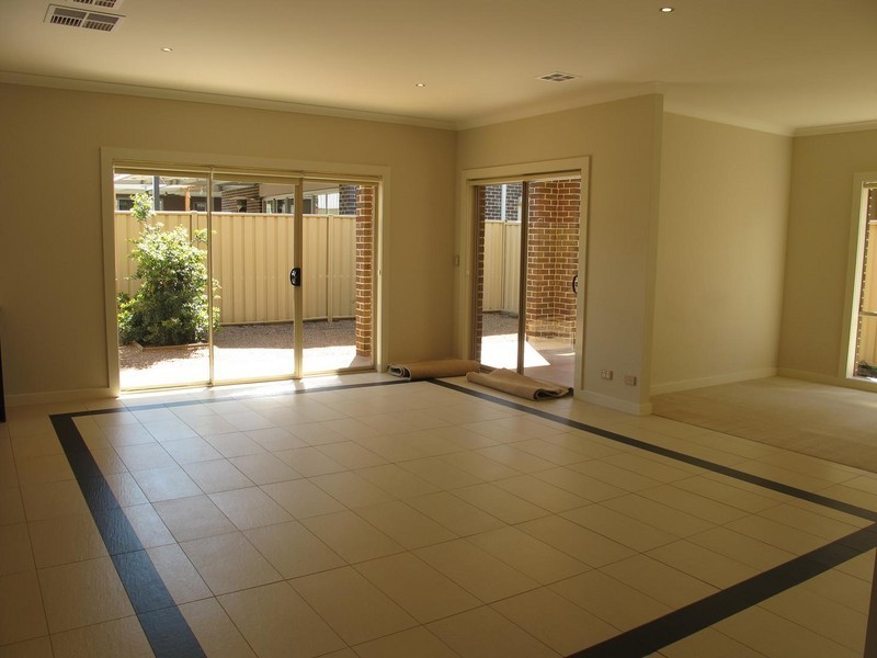 13 Irwin Gardens, Caroline Springs VIC 3023