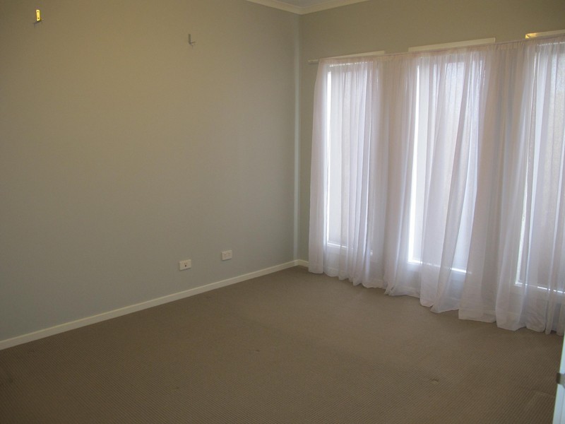 66 Botanical Drive, Caroline Springs VIC 3023