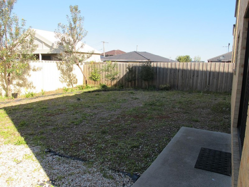 29 Menzies Drive, Burnside Heights VIC 3023