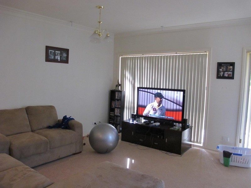 7 Northampton Crescent, Caroline Springs VIC 3023