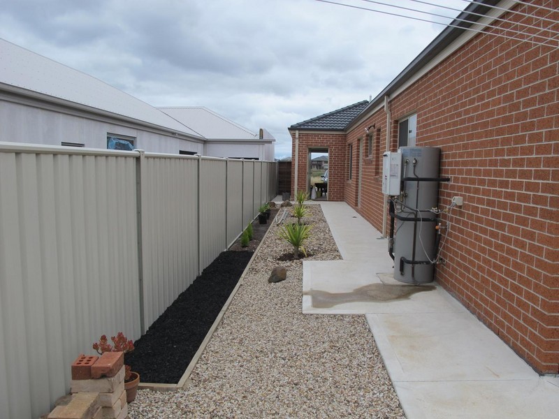 26 Jamieson Link, Caroline Springs VIC 3023