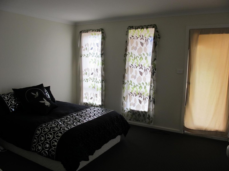 12 Zammit Lane, Hillside VIC 3037