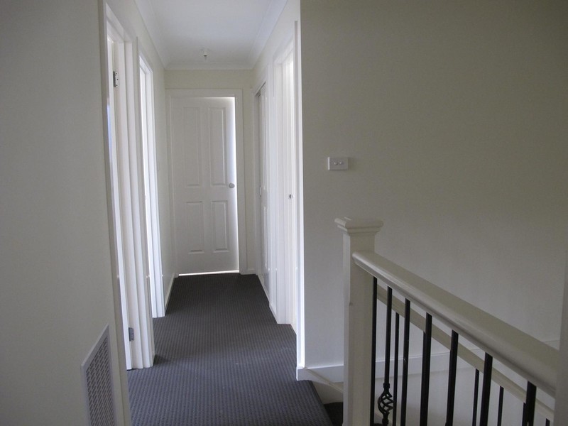 12 Zammit Lane, Hillside VIC 3037