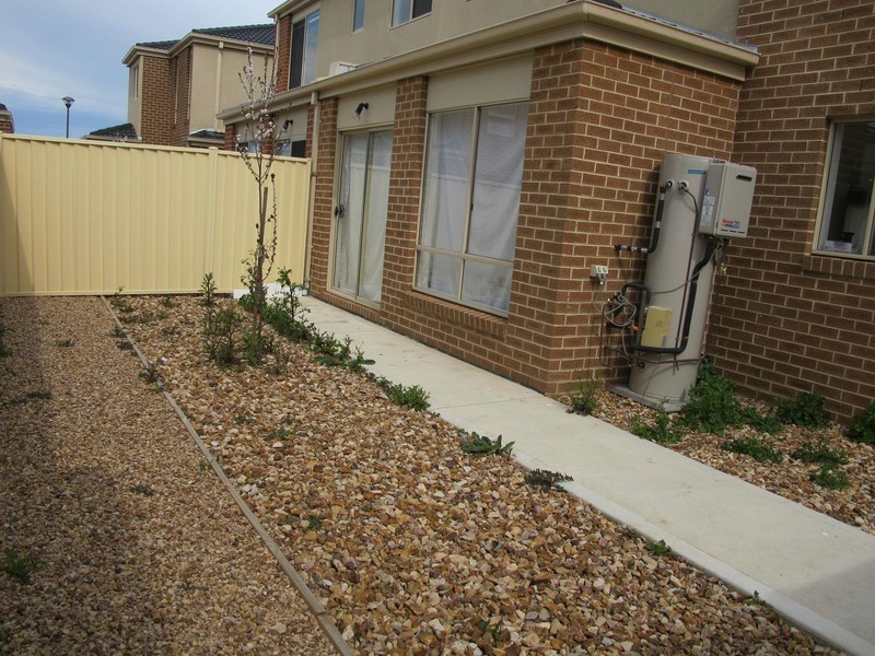 12 Zammit Lane, Hillside VIC 3037