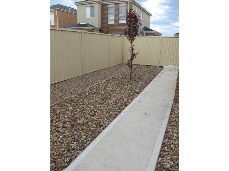 12 Zammit Lane, Hillside VIC 3037