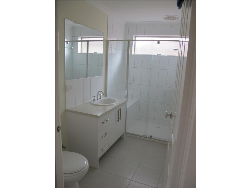 12 Zammit Lane, Hillside VIC 3037