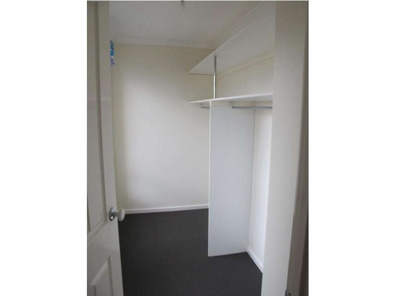 12 Zammit Lane, Hillside VIC 3037