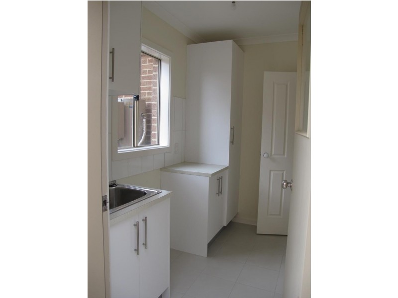 12 Zammit Lane, Hillside VIC 3037