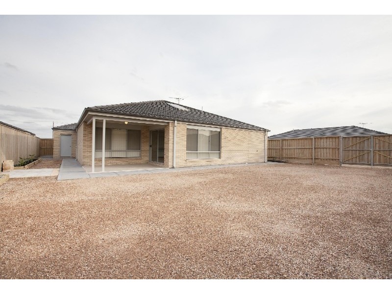 36 Redcliffe Terrace, Taylors Hill VIC 3037