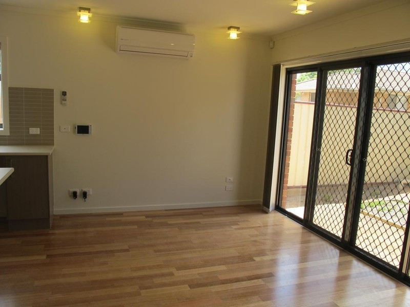 3/21 Breadalbane Court, Sydenham VIC 3037