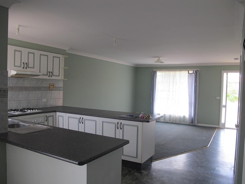 14a Salamander Drive, Taylors Lakes VIC 3038