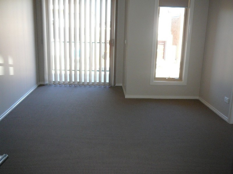 33 Arroyo Place, Caroline Springs VIC 3023