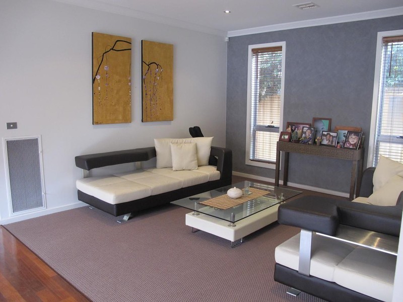 1  Jells Place, Caroline Springs VIC 3023