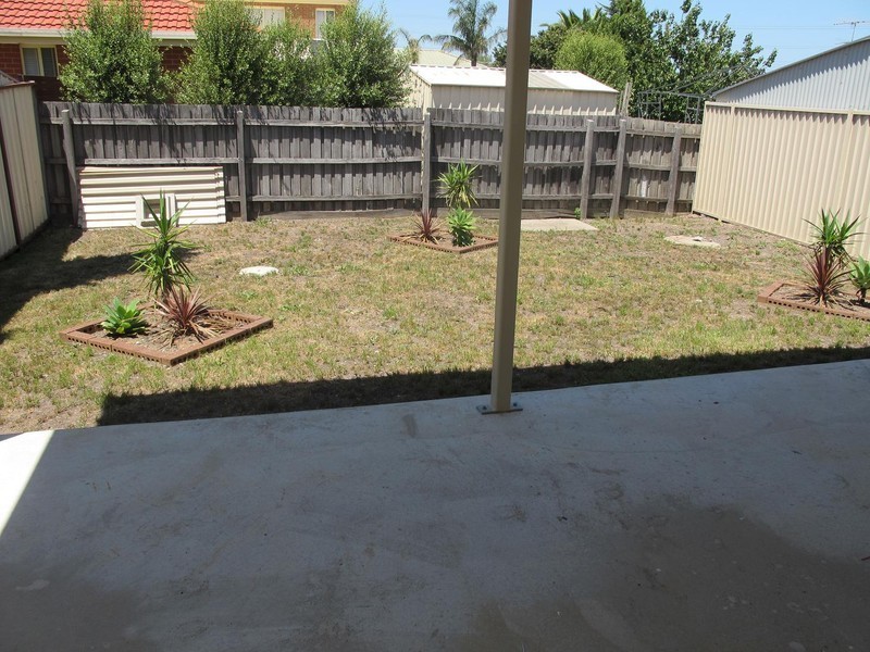 132 Westwood Drive, Burnside VIC 3023