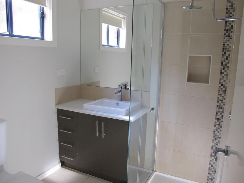 8 Darleith Terrace, Caroline Springs VIC 3023