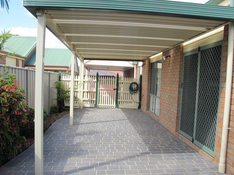 12 Squires Court, Caroline Springs VIC 3023