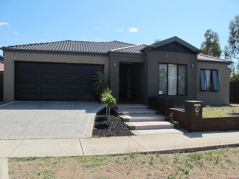 22 Burtt Avenue, Caroline Springs VIC 3023