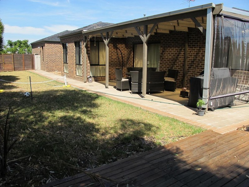 22 Burtt Avenue, Caroline Springs VIC 3023