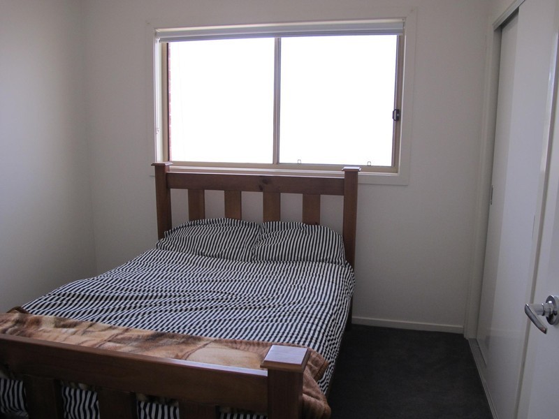 27 Lucas Terrace, Taylors Hill VIC 3037