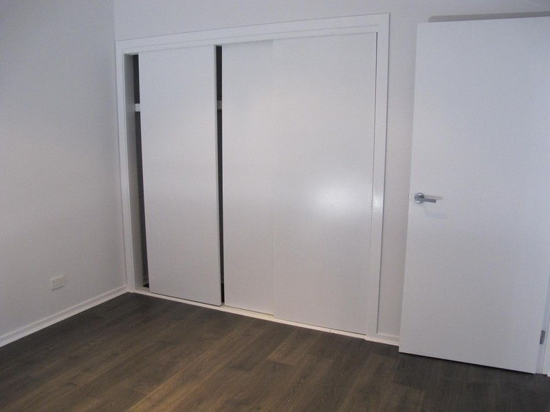 2/6 Catherine Drive, Hillside VIC 3037