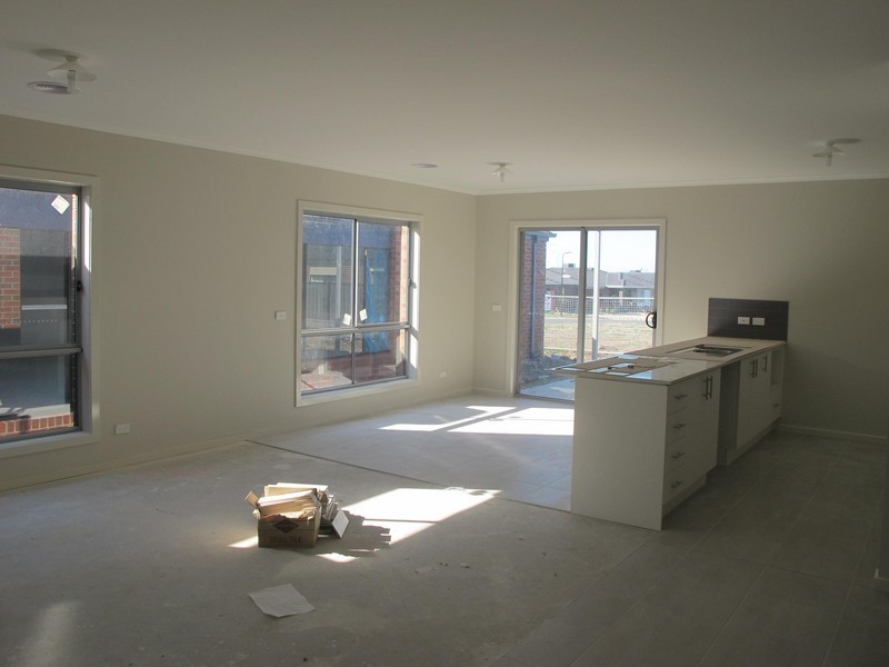 3 Bradshaw Drive, Craigieburn VIC 3064