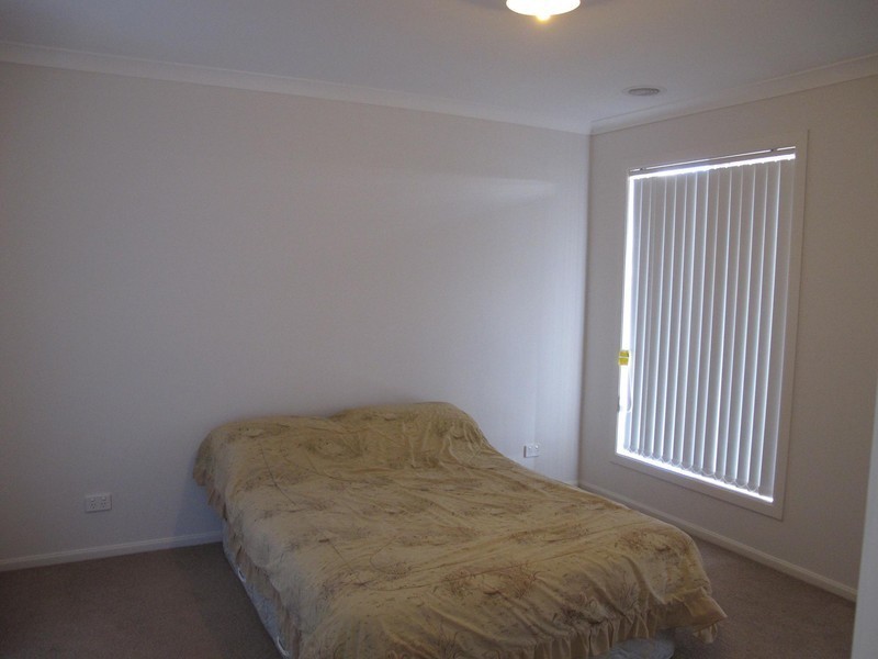 4 Annecy Blvd (Plumpton), Caroline Springs VIC 3023